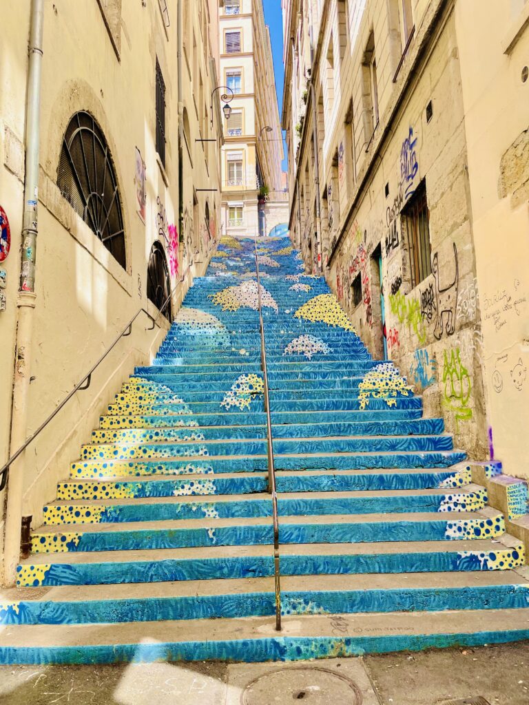escalier-bleu-lyon